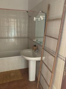Apartamento encantador com piscina