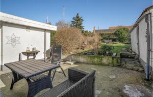 Beautiful Home In Assens With Wifi