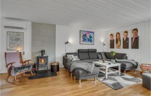 Beautiful Home In Højby With Wifi