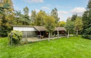 3 Bedroom Cozy Home In Nykøbing Sj - Holmstrup