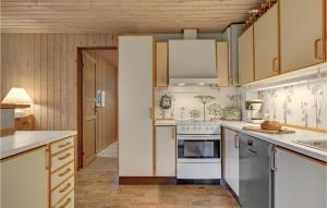 3 Bedroom Cozy Home In Nykøbing Sj