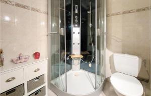 Lovely Apartment In Salins-Les-Bains