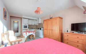 Lovely Apartment In Salins-Les-Bains
