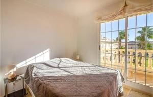 2 Bedroom Nice Apartment In Santa Pola