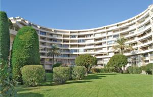 2 Bedroom Amazing Apartment In Cannes