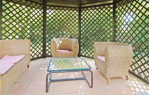 Awesome Home In Vilanova Del Vallès