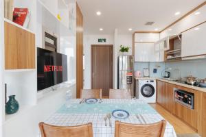 LUCK APART 9 - Hanoi WestLake Balcony Apartment