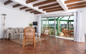 Maisons de vacances Awesome home in Guidel with WiFi and 4 Bedrooms : photos des chambres