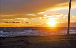 2 Bedroom Amazing Home In Aigues-Mortes