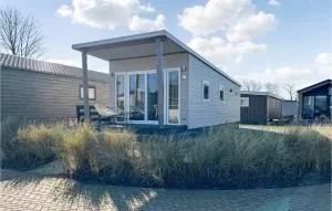 Awesome Home In Scherpenisse - Scherpenisse