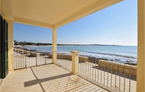 4 Bedroom Stunning Home In Sampieri