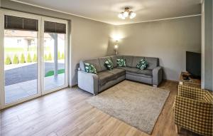 Beautiful home in Ryn with WiFi and 4 Bedrooms