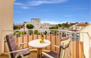 Lovely Apartment In El Chaparral