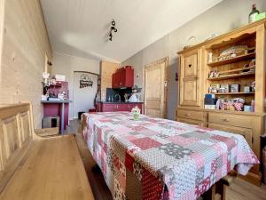 Maisons de vacances Chalet chaleureux : photos des chambres