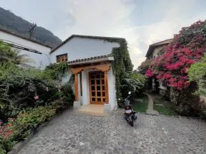 Hostal Casa Búho - Escuintla
