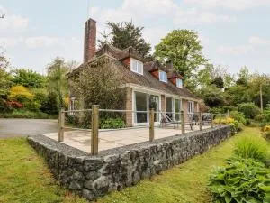 Flushing Meadow - Helford Passage