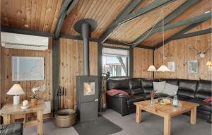 3 Bedroom Stunning Home In Blokhus