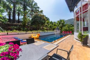 Chalong - 10 BR Private Pool Villa - Villa Nap Dau - Phuket