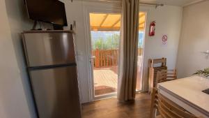 Campings Mobil-home 6-8 personnes, CAMPING MAR ESTANG 4 ETOILES : photos des chambres