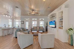 Postcard from Paradise