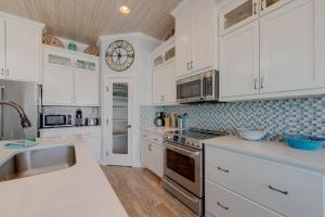 Postcard from Paradise