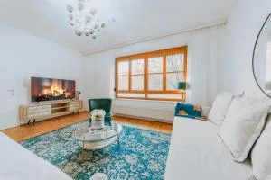 Haus mit Donaublick, Terrasse und Garten - Baumgarten