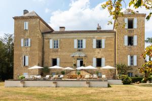 Maisons de vacances Stunning refurbished Chateau in South West France : photos des chambres