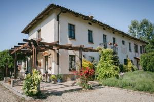 Pension I Grilli Castagnole Lanze Italien