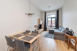 Shanti barracks apartment by Polo Apartments