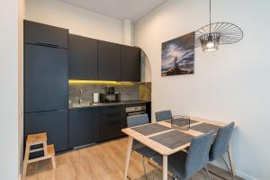 Shanti barracks apartment by Polo Apartments