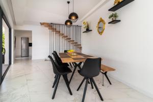 Villalux2022 mit Pool beheizt