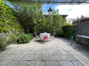 Maisons de vacances SUPER COZY MAZET 5mn FROM HEART OF SAINT REMY : Maison 1 Chambre