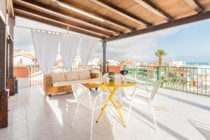 Artemide: Mansarda Vista Mare