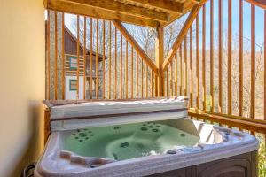 Lakeside at Hawksnest