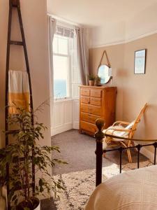 Stunning seafront apartment