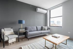 Loop 1BR w Deck Gym WD nr W Loop the L CHI-220