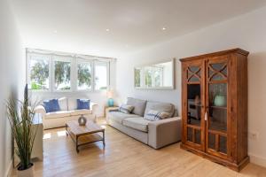 Sea View with Parking by LU&CIA