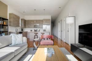 West Town 3br CHI-789