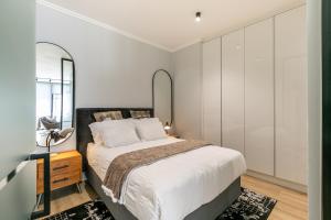 Basia @Ellipse Waterfall