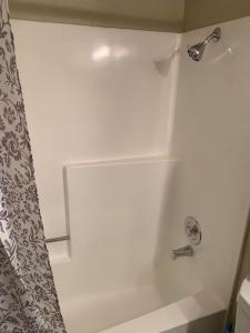 Hollywood loft spectacular free parking