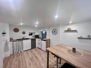 Appartements Casa Bondy - Sublime T2 Refait a Neuf - Hyper Centre de Brive : photos des chambres