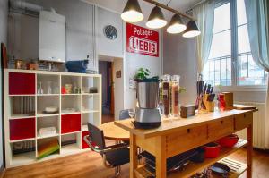 Sweet Nina Jazz Appartement pour 5 voyageurs, situé à la Place de la République, avec parking et lit queen size