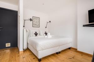 King Studio with Sofa Bed room in Simone's Kitchen B&B