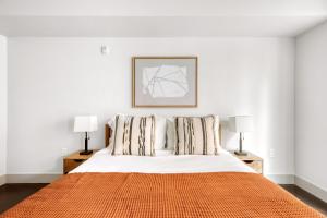 Bellevue 1br w wd gym lounge nr Downtown Park SEA-528