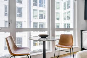 Oakland Studio w Gym Coworking WD nr BART SFO-923