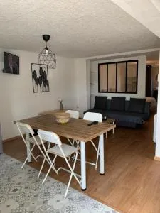 appartement dans maison basque - Lahonce