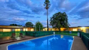 Cootamundra Gardens Motel - Кутамандра