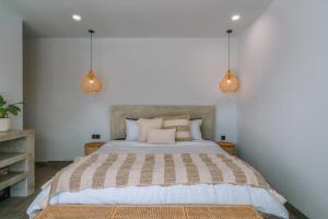 Villa Seseh Breeze - Cozy & Romantic 1BR villa next to Seseh Beach