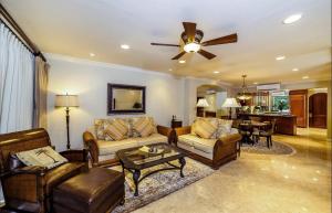 Palms 14 Luxury Beachfront Villa