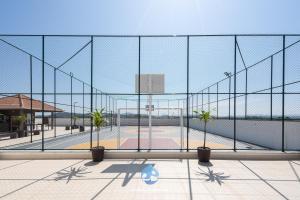 Apartamentos em Bal Piçarras 150 M DA PRAIA com SACADA, WI-FI, PISCINA, PORTARIA 24h, PLAYGROUND e vaga de GARAGEM